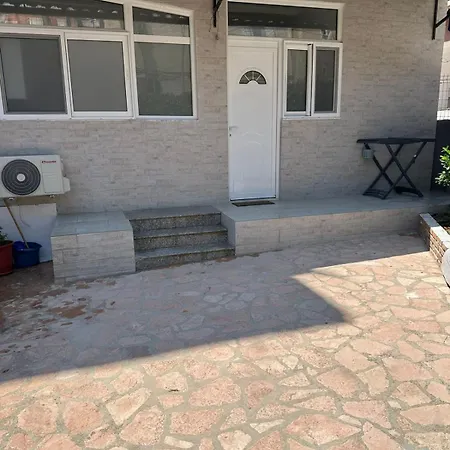 Апартаменты Dadaj Саранда